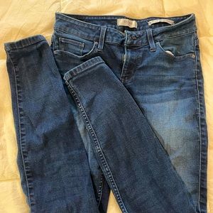 GUESS power stretch skinny jeans